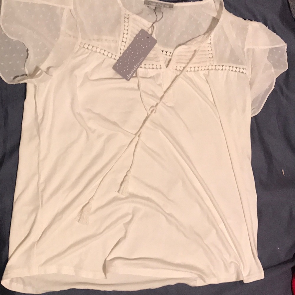 Tee shirt